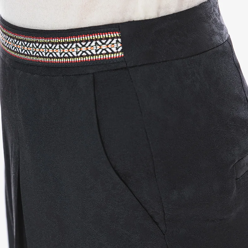 

VOA Silk 22m/m Jacquard Mysterious Black Waist Webbing Simple Breathable Skin-Friendly Leisure Fat Legs Capri-Pants Female KE13