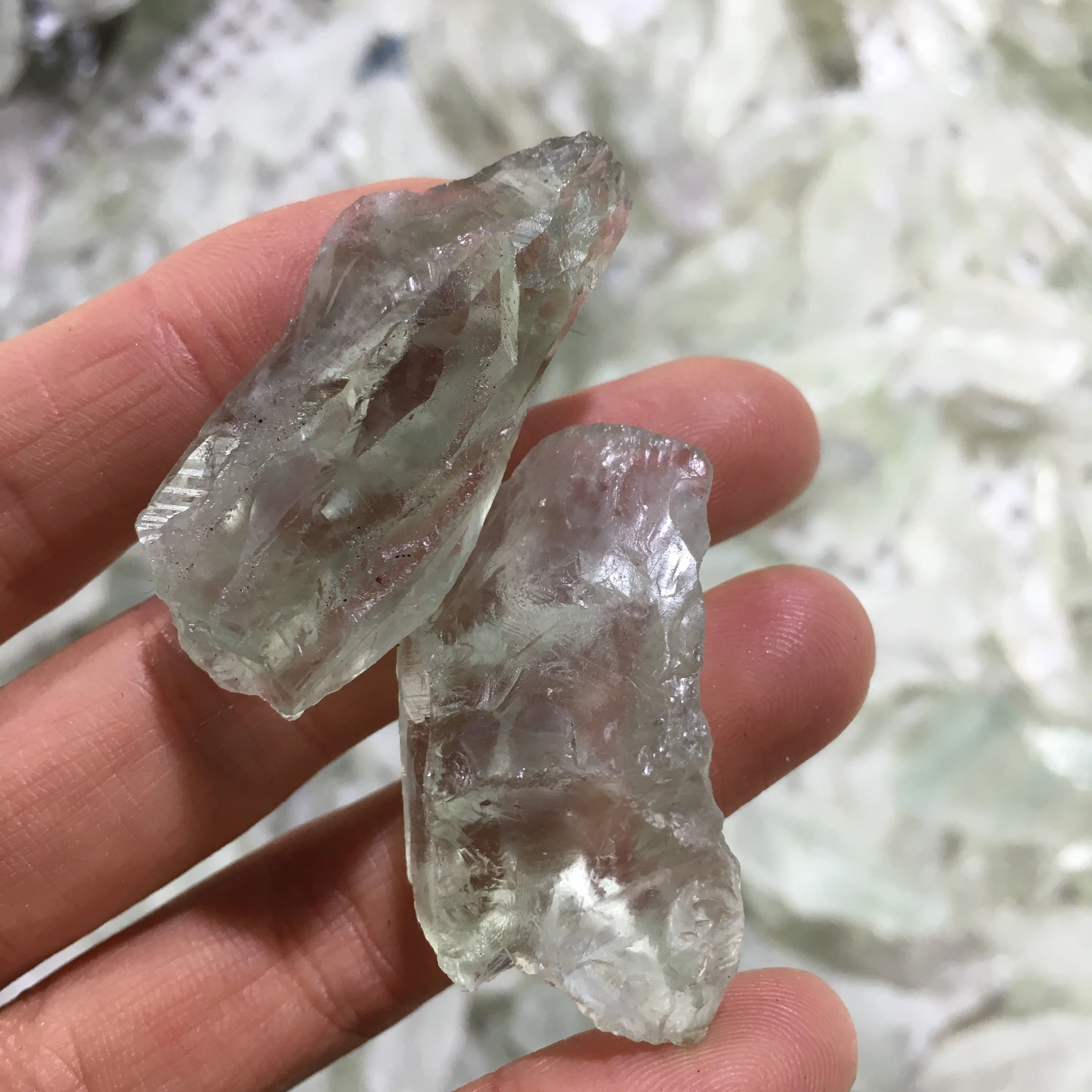 

Natural Green crystal Stone Healing Quartz Ore Mineral Raw Crystals Reiki Rock Mineral Specimen Home Decoration Gift