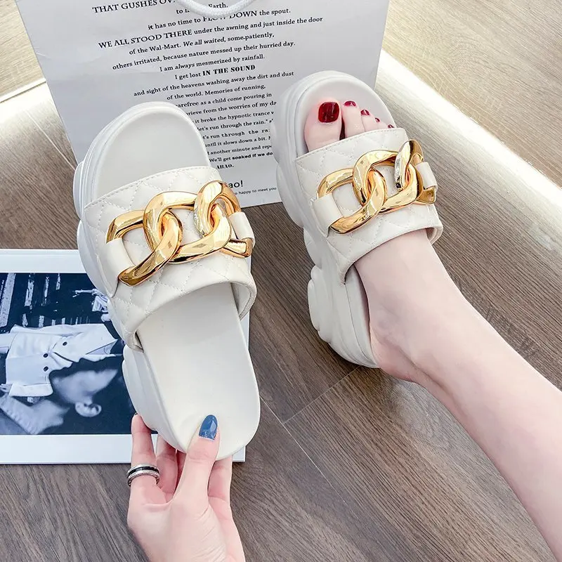 

New Platform Slippers Sandals Woman Metal Chain Thick Sole Slippers Women Chunky Slides Summer Casual Beach Slides Zapatos Mujer