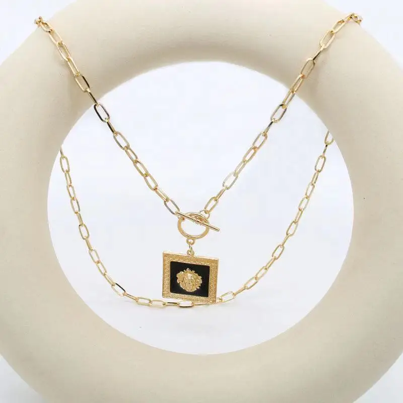 

Fashionable lion head metal big pendant set earrings geometric enamel square new exaggerated woman punk jewelryc0311