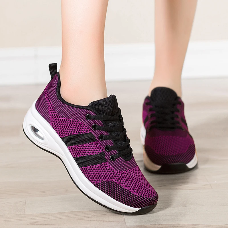 Женские теннисные туфли новинка 2019 уличные удобные тренировочные кроссовки