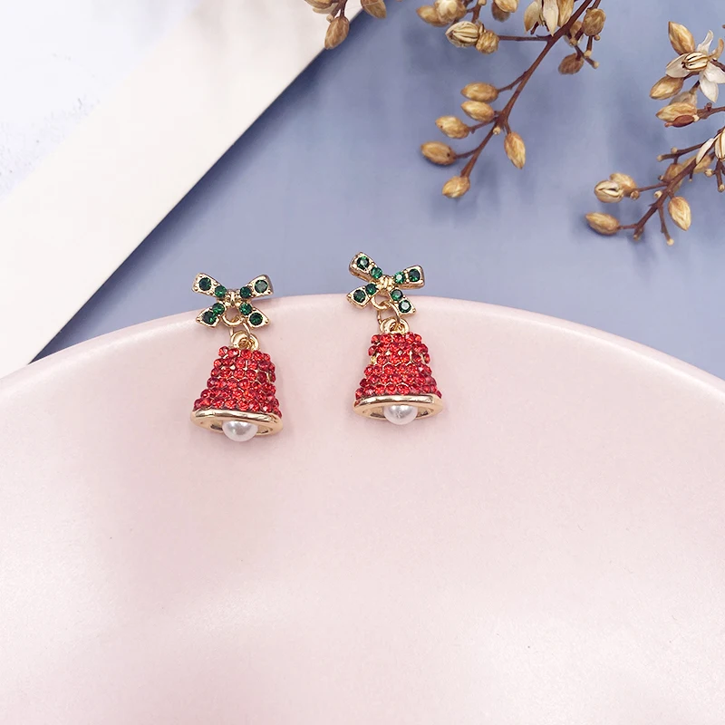 

Christmas Bling Bling Rhinestone Bells Drop Earrings for Women Gold Metal Alloy Red White Bell Dangle Earrings Festival Jewelry