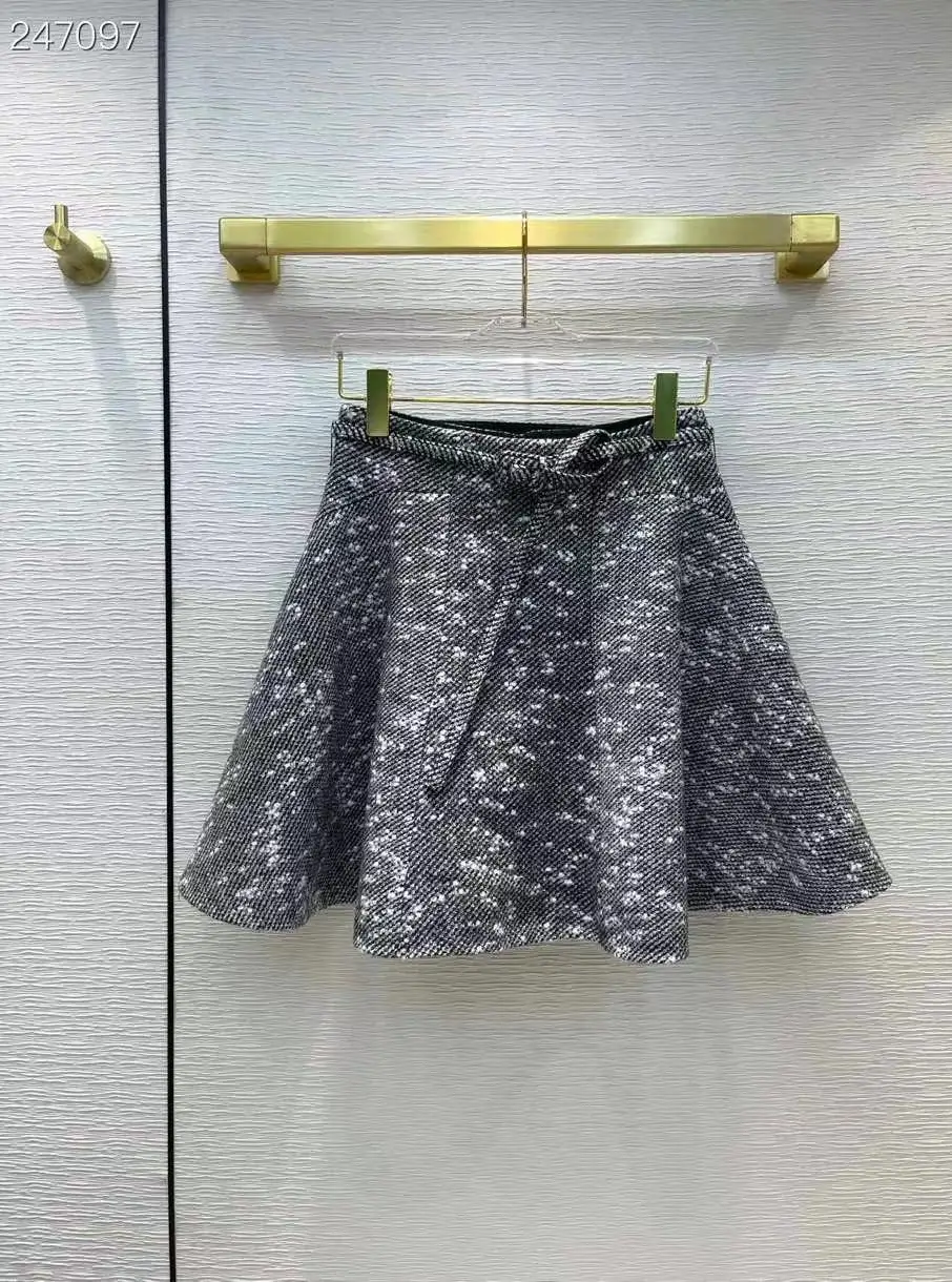 

Fyion 2021 Fashion Runway Autumn Mini Skirt Women High Waist Belt Solid Sexy Hot Sale Tweed Skirts