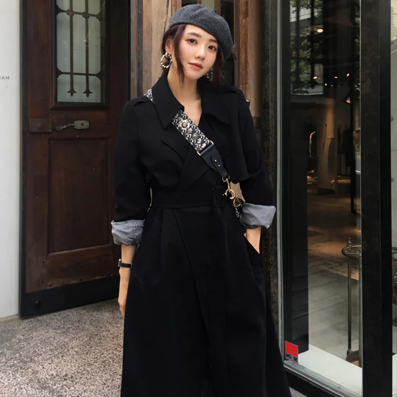 Женский классический однотонный плащ Mozuleva длинный Свободный с отложным