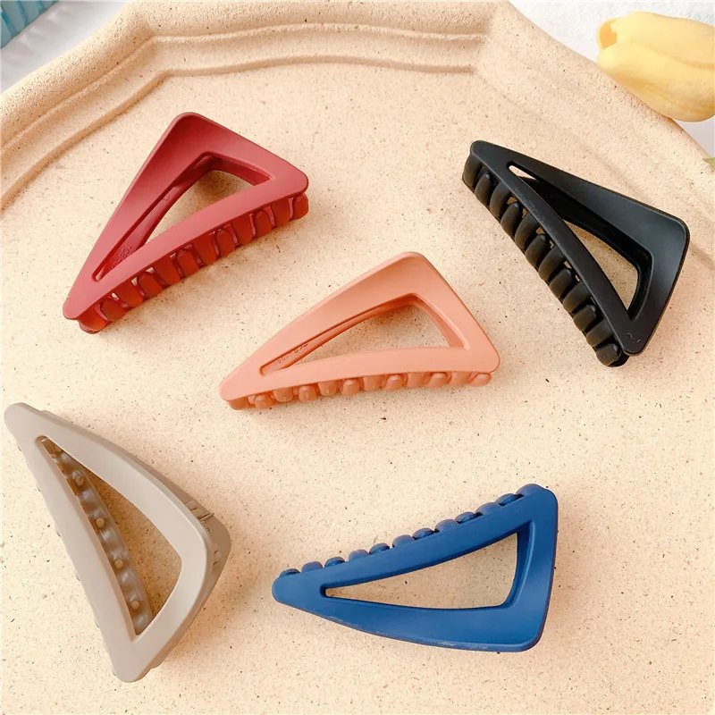 

Hair Accessories Pan Hair Claw Makeup Set Simple Grasping Clip Frosted Triangle Hair Grasping Bath Pan Hair Claw For Woman