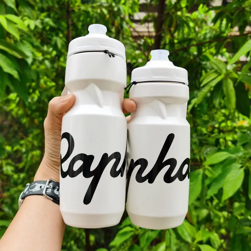 

Cycling Water Bottle 610ML Rapha Leak-proof Squeezable Taste-free BPA-free Plastic Camping Hiking Sports Bicycle kettle
