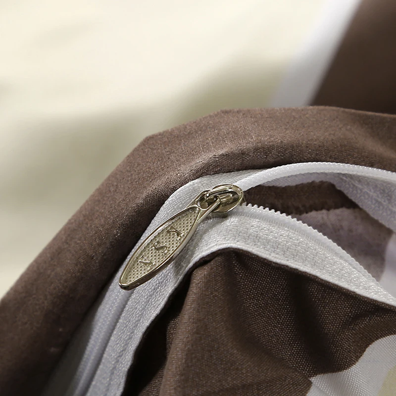 Постельное белье простое Коричневое постельное с геометрическим рисунком