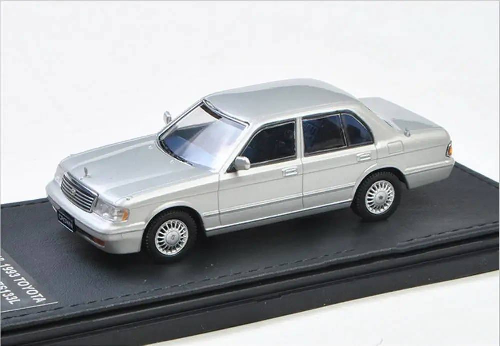 

STC 1/43 Scale Toyota Crown JZS133 L 1993 Silver Diecast Model Car Toy Collection