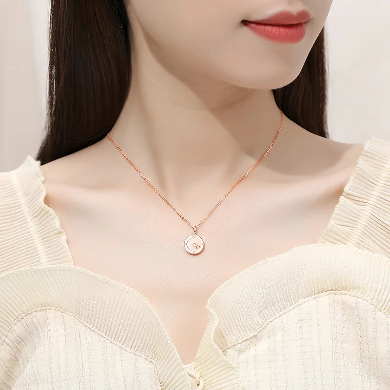 

S925 Roman Numeral Clock Necklace Female Sterling Silver Fashion Clavicle Chain Simple Pendant Necklace Gift
