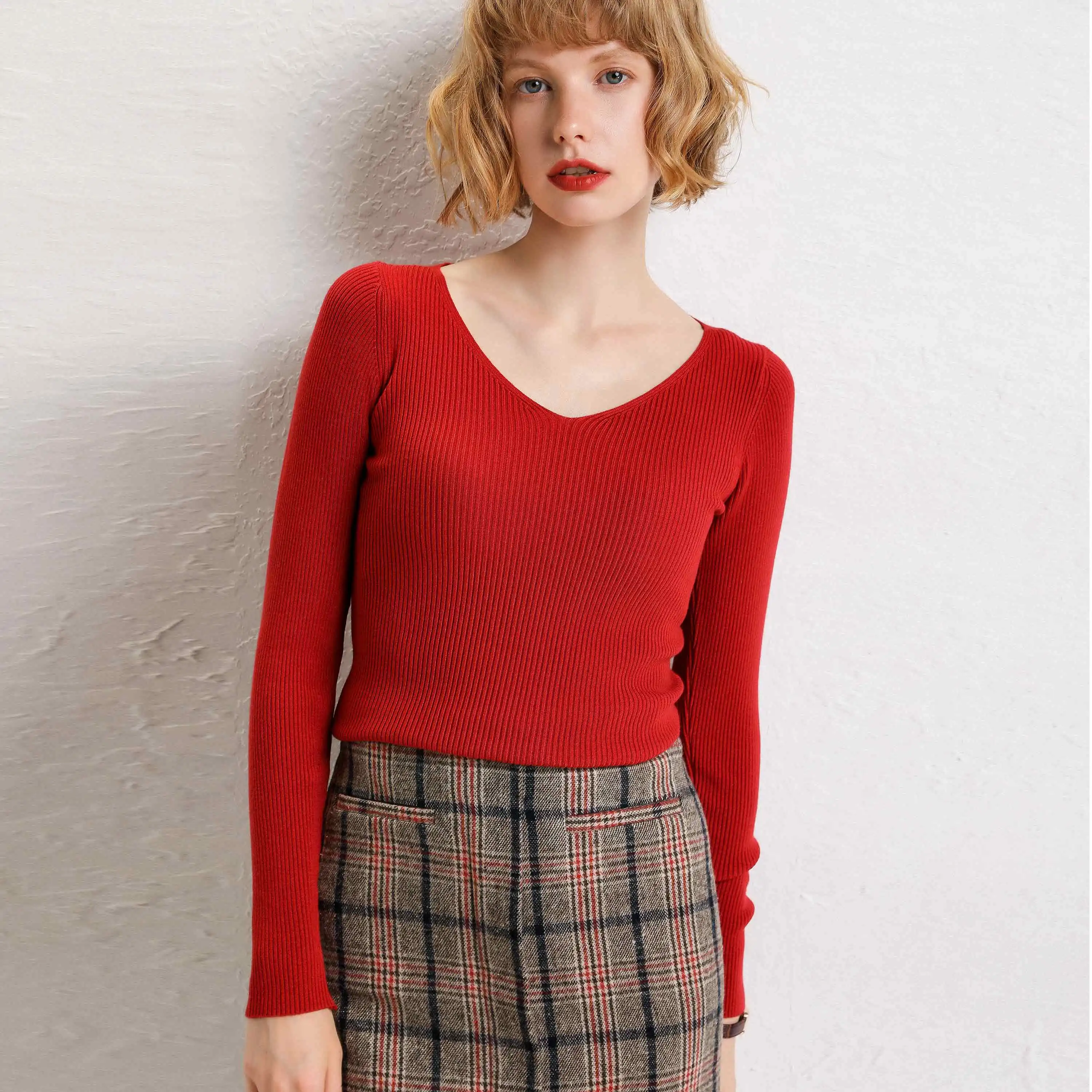 

adishree 2019 woman winter 100% Cashmere sweaters and auntmun knitted Pullovers High Quality Warm Female thickening V-neck