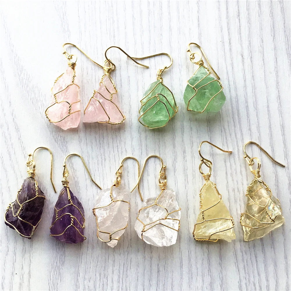 Женские серьги ручной работы из зеленого камня и кварца с прозрачным кристаллом |