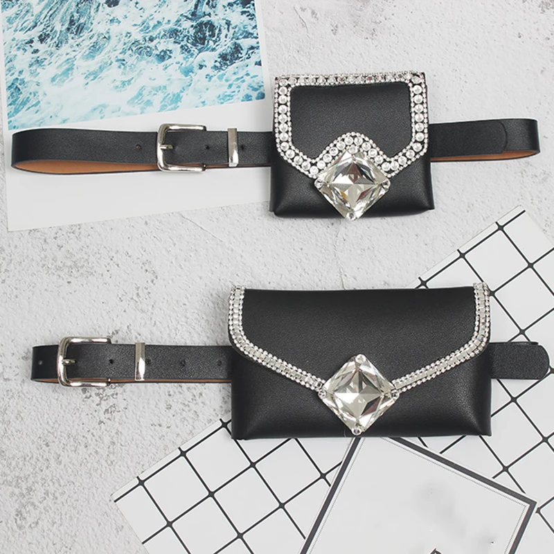 

[EAM] Pu Leather Black Mini-bag Stitch Chain Long Wide Belt Personality Women New Fashion Tide All-match Spring Autumn 2021