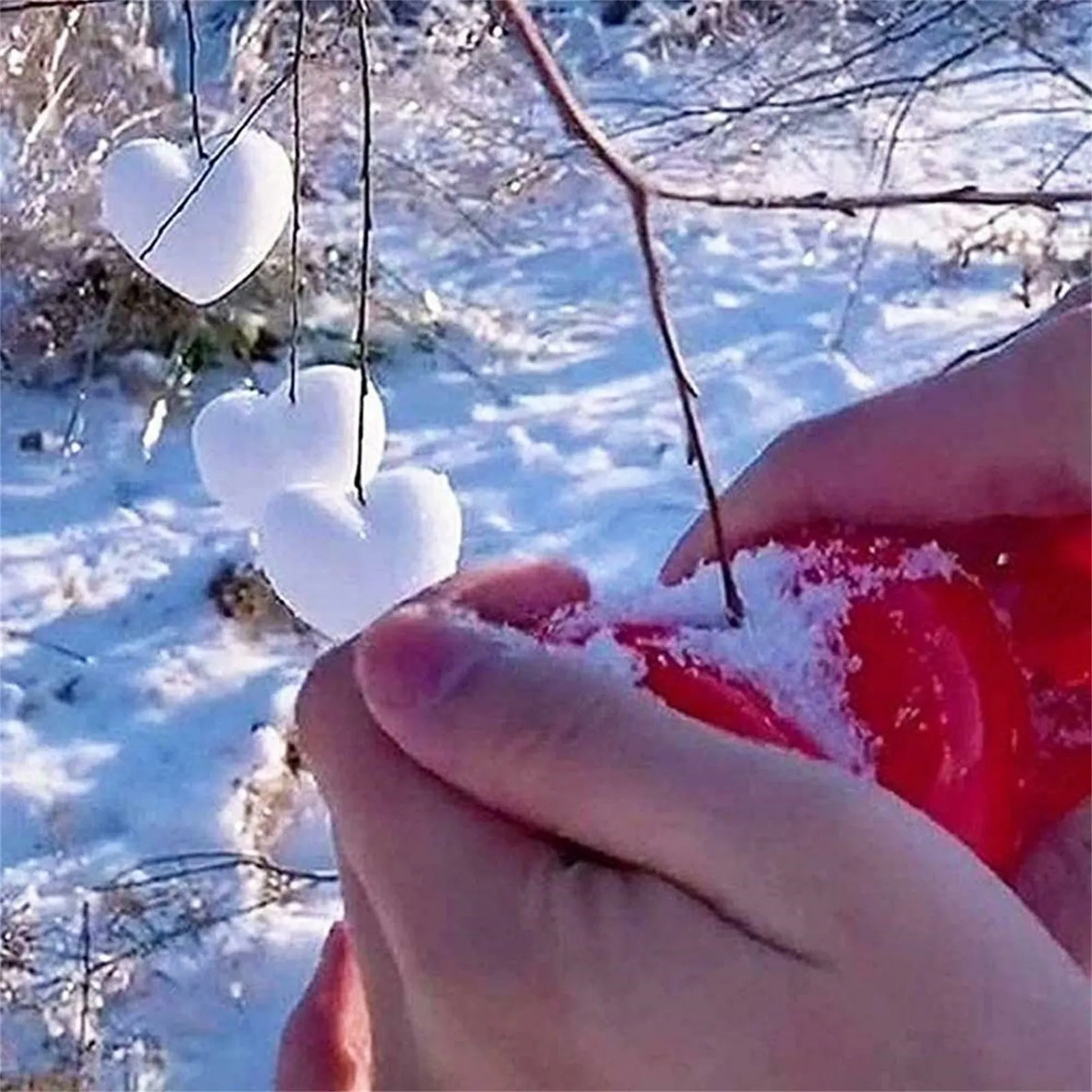 

Double Heart Snowball Maker Clip Winter Plastic Heart snowball on branch Tools DIY Children Kid Outdoor Mold Toys Snowball Fight