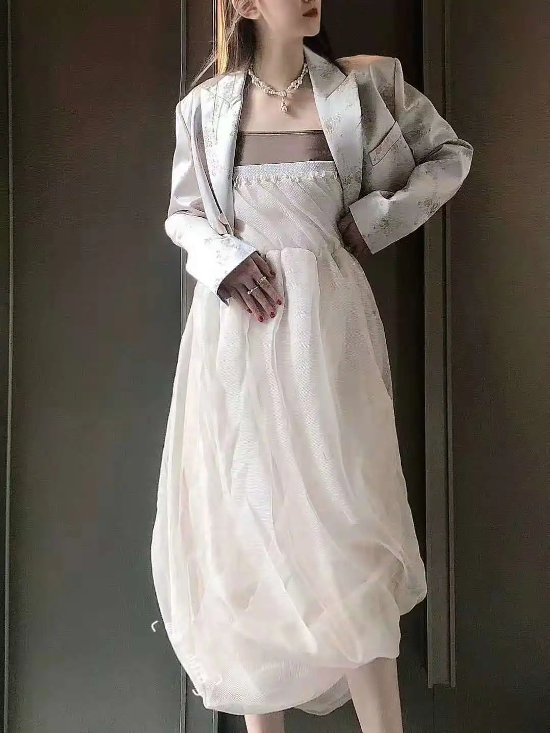 

2021 new product rotating tube top skirt dress robe t sukienki damskie