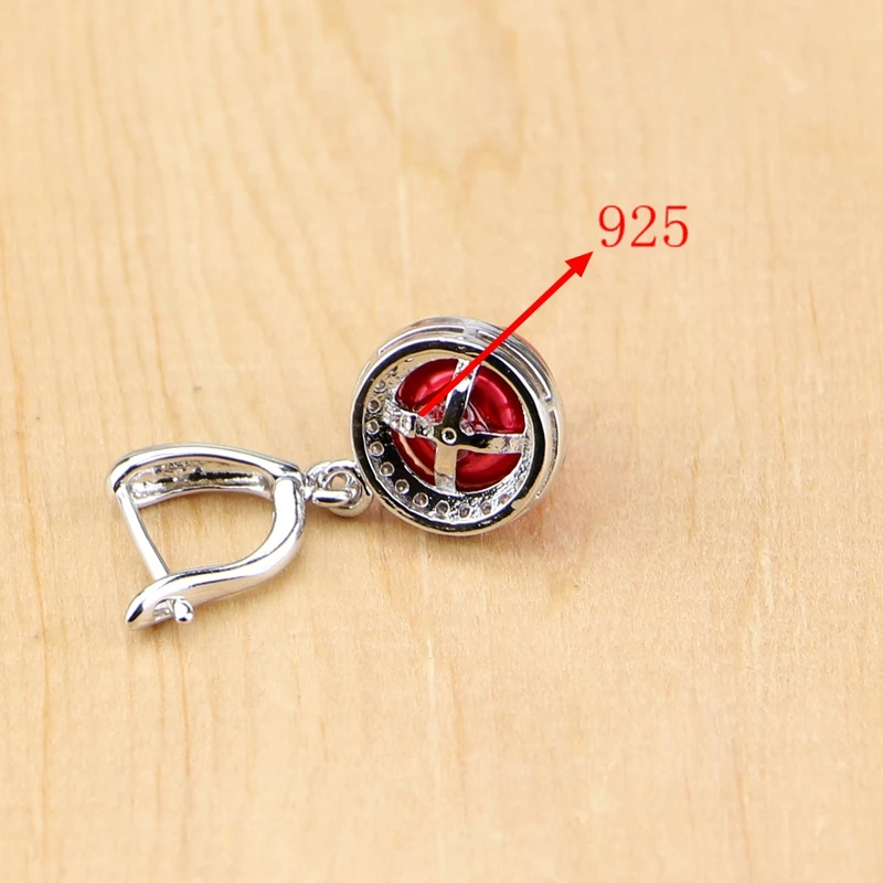 Комплект из колье и серёг серебра 925 пробы с искусственным жемчугом | Украшения