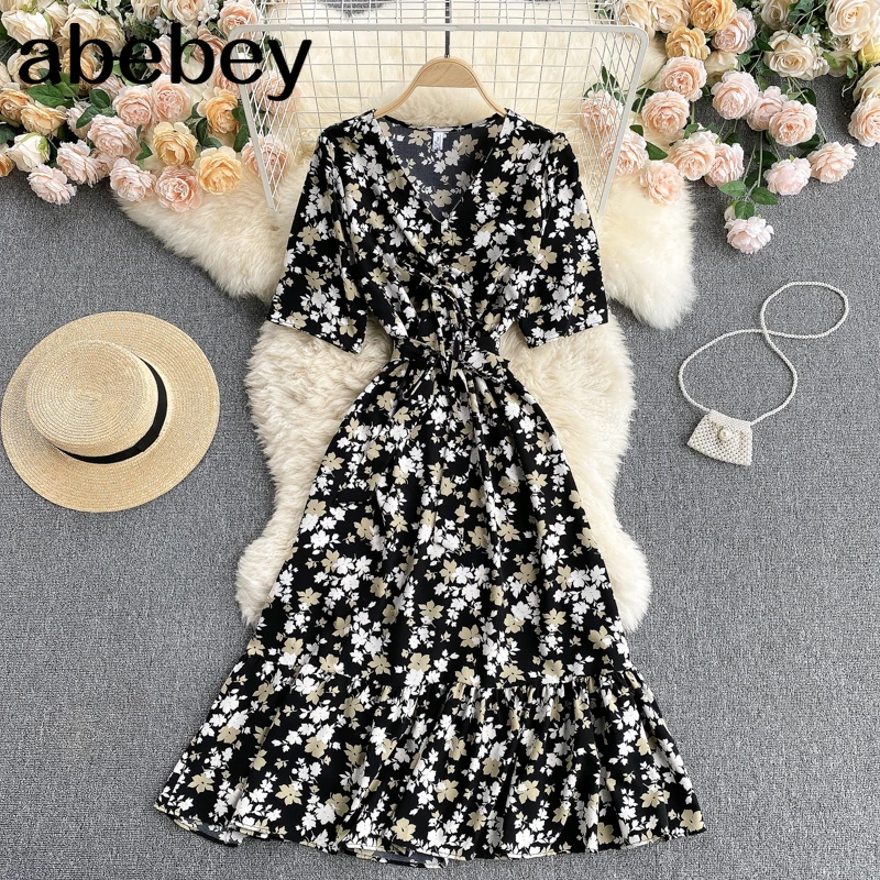 

Women Retro Floral Dress Korean Puff Sleeve V Neck A-line Dresses Summer Bohemian Print Casual Vacation Long Dress