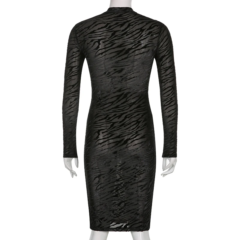 Платье BIIKPIIK средней длины в черную полоску с воротником осень-зима облегающие