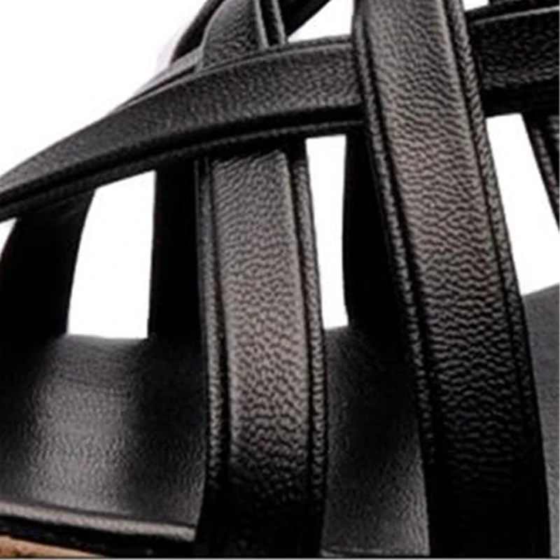 Женские сандалии гладиаторы на танкетке Босоножки с открытым носком и вырезами