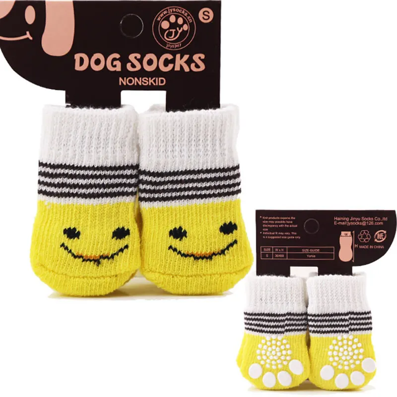

Dog Anti Slip Socks Pet Cartoon Polyester Safety Breathable Lovely Puppy Dog Colorful Christmas And New Year Pet Socks 2020