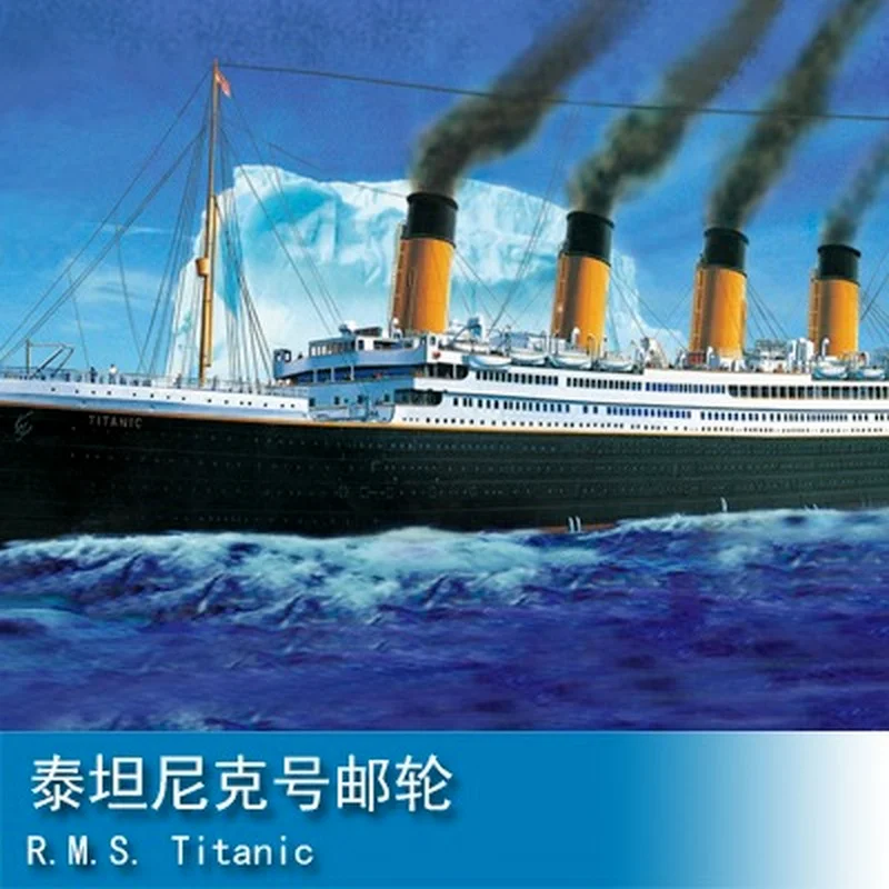 

TRUMPETER HOBBY BOSS 1/550 Scale Titanic Cruise Ship Assembly Model Plastic Boats Kit Model Kids Gift