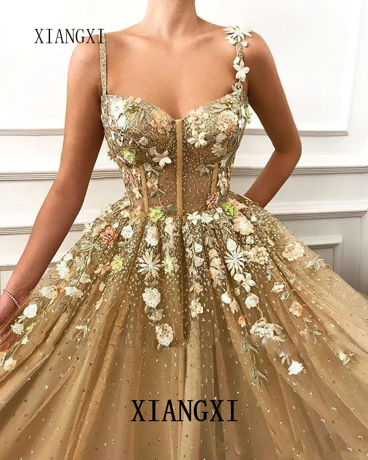 

3D Floral Spaghetti bretelles Tulle une ligne longues robes de bal dentelle Applique 2020 nouvelle robe de soirée or formelle ro
