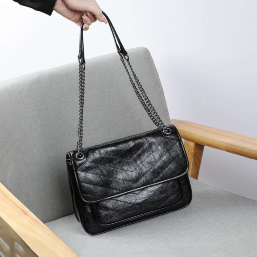 

2021 new luxury big brand fashion cowhide handbag oil wax cowhide lady bag chain messenger bag shoulder rhombus hobo bag