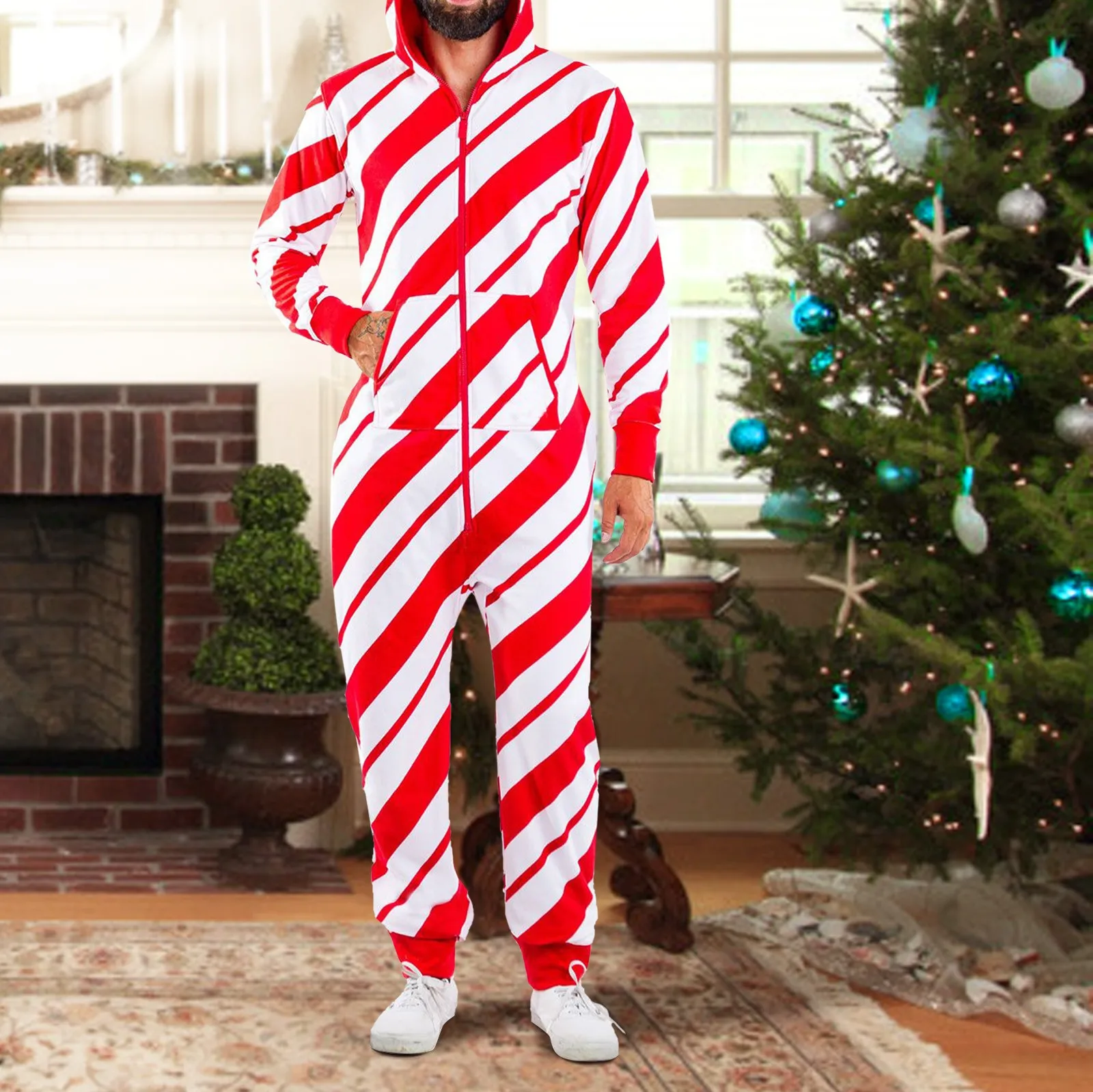 Комбинезон мужской с длинным рукавом и капюшоном на молнии |