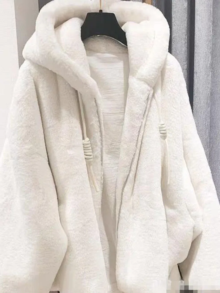 Elegant Faux Fur Coat Fluffy 2022 New Womens Clothing Shaggy Jacket Winter Fashion High Quality Teddy Long Sleeve White Warm