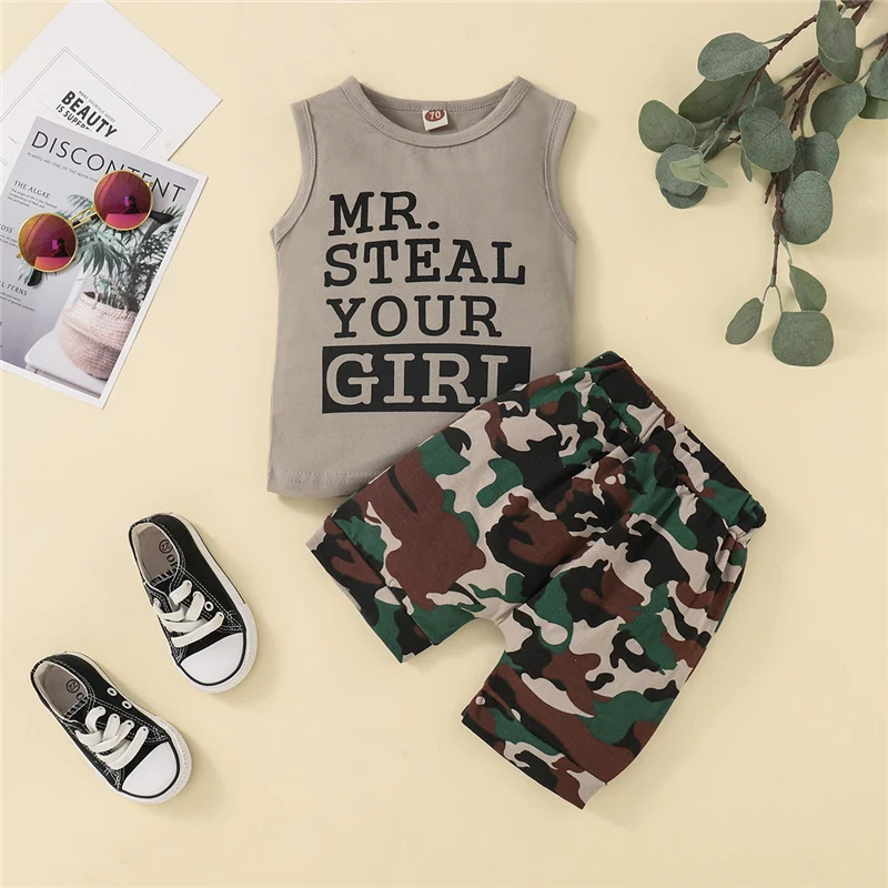 

Little Boys Vest and Shorts Suit 2Pcs Special Letter Sleeveless Tops and Camouflage Short Pants