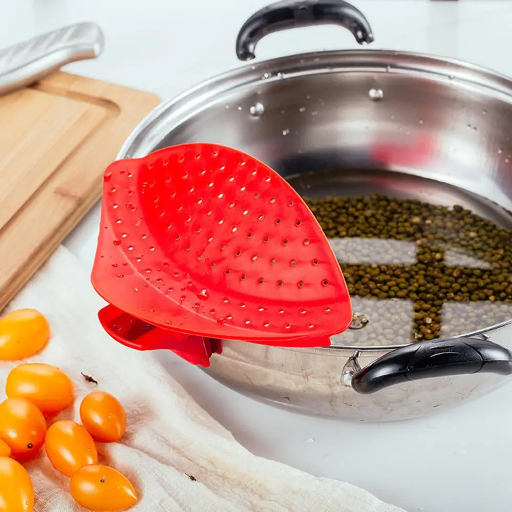 

Multifunctional Clip-on Silicone Cooking Tool Pot Drain Pan Strainer Liquid Drainer Kitchen Colander for Pans Pots