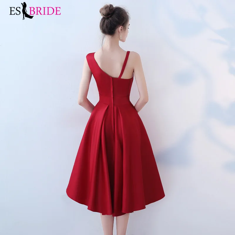 Женское вечернее платье Robe De Soiree Красное длинное А силуэта с треугольным вырезом