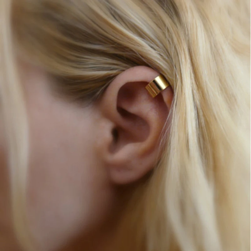 

1pcs Men's Fashion Personality Zinc Alloy Earring Ear Clip Simple Non-pierced Ear Sleeve Ear Clip Jewelry J8C1297