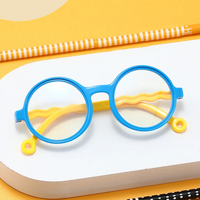 

Детские очки с защитой от синего света, очки для компьютерных игр для мальчиков и девочек с защитой от синего света, оправа для очков с защит...