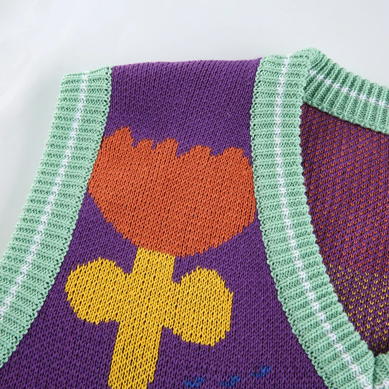 

YYXZ Spring Fashion loose knitted cartoon florals Sleeveless Lady Pullovers V-neck SML Woman Casual Knitwear Short Sweater Vest