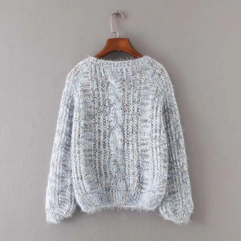 Женский вязаный свитер свободный с круглым вырезом и рукавами-фонариками на