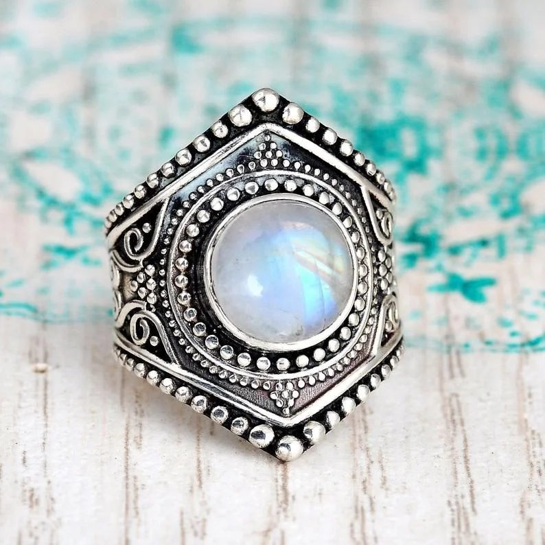 

Light luxury Embossed Vintage Geometric figure Women's Rings Delicate Moonstone Anniversary Holiday Gift Banquet Jewelry