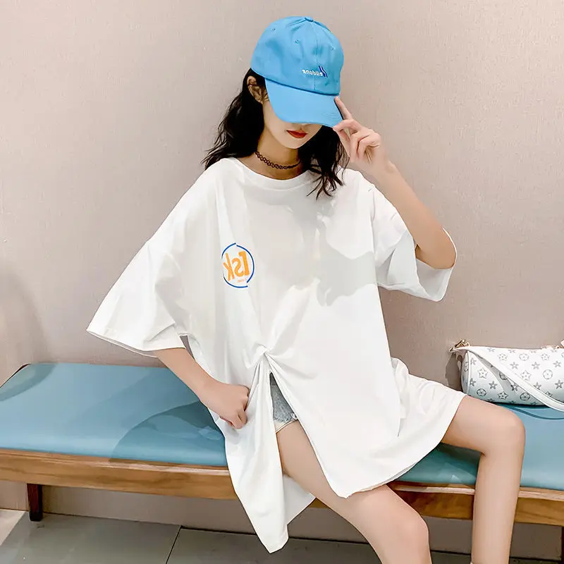 

Large short sleeve T-shirt women's loose design split fried Street top summer