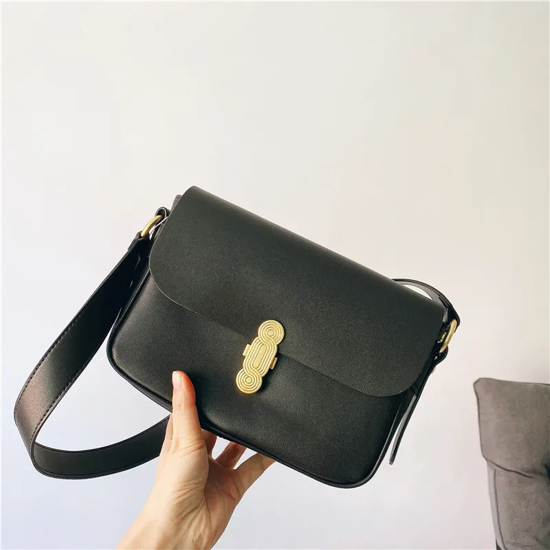 

New Genuine Leather Shoulder Bags Luxury Designer 8-Shaped Lock Women Messenger Bags 2021Casual Armpit Crossbody Bag for Ladies