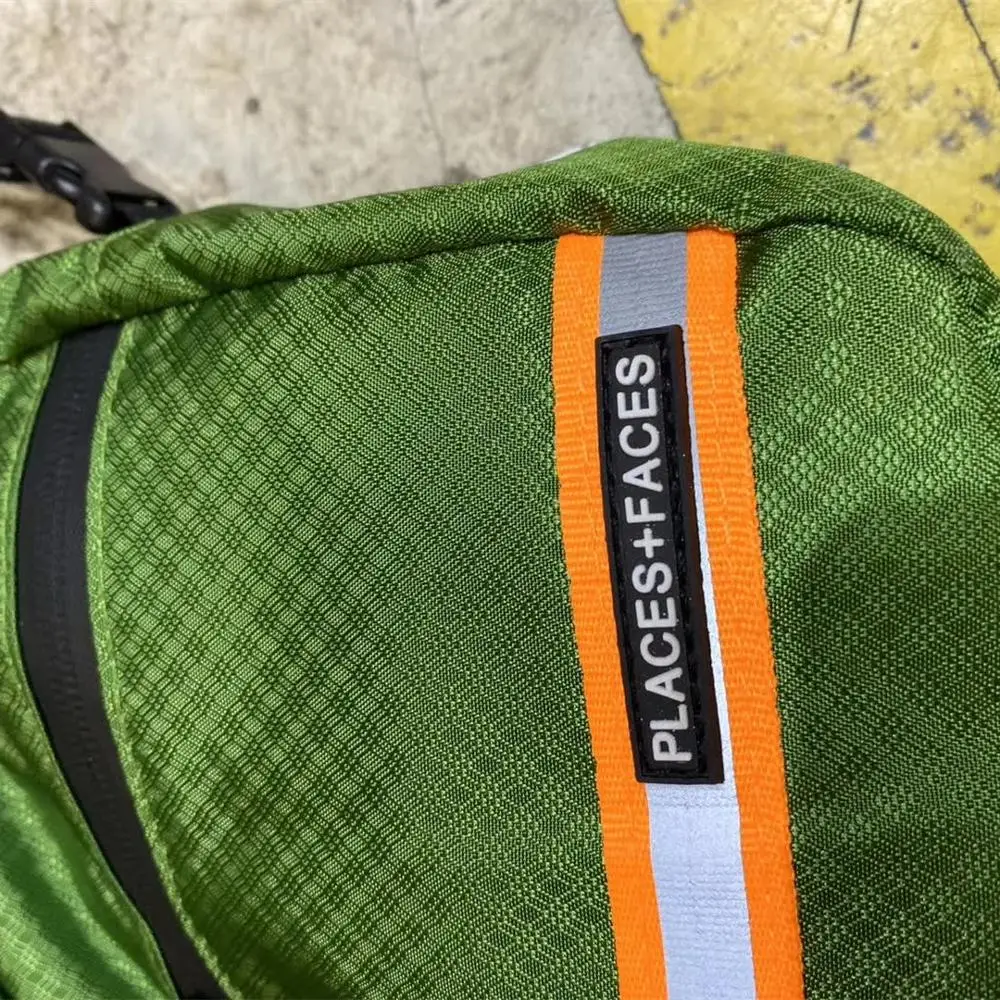 Футболка мужская/женская светоотражающая топ с надписью город и лица в масштабе