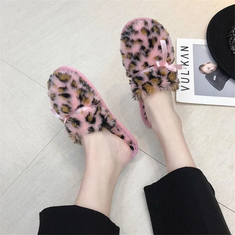 Женские домашние тапочки Уютная теплая обувь на плоской подошве леопардовые
