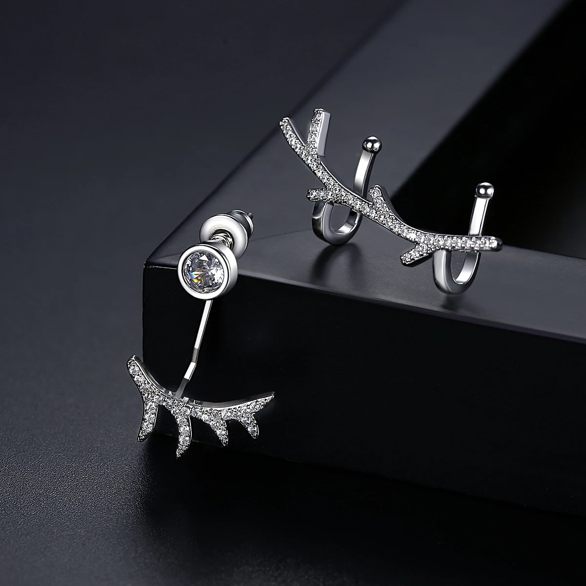 

LUOTEEMIN Creative No Piercing Earring Clip Plant Tree Women Stud Earring Cuff Boucle Oreille Femme Wholesale Items New Arrival