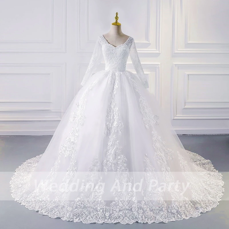 

Bridal wedding dress lace long sleeve ball gown wedding gown plus size white lace up marriage wedding gown