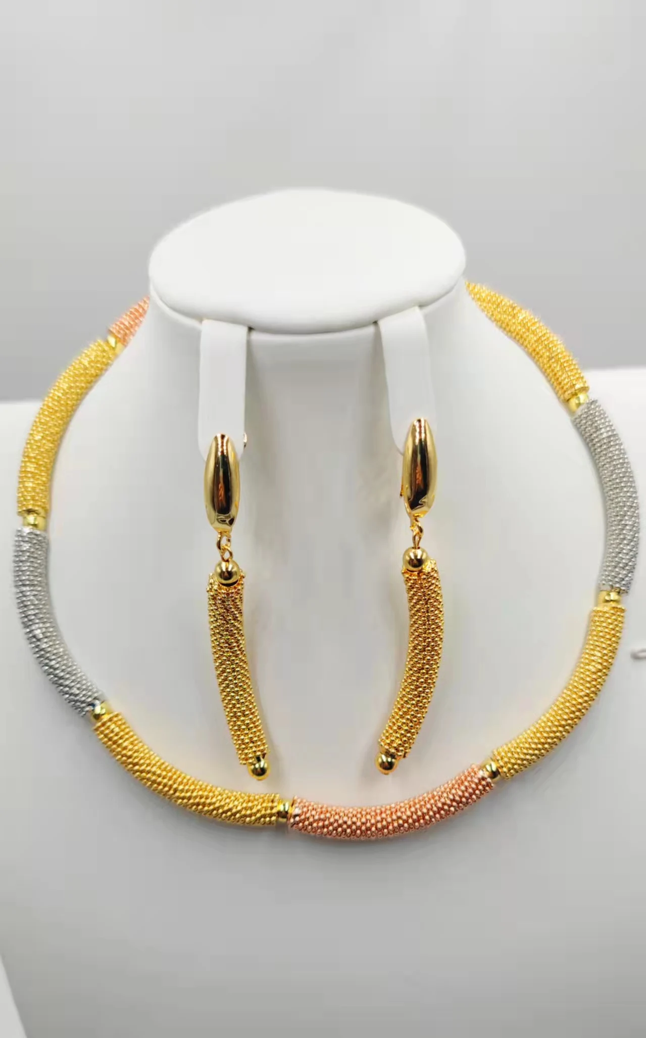 

African 18K gold color jewelry Set for Women Dubai Bride Wedding Wife Gift gem Necklace bracelet earrings Ring Jewelry set