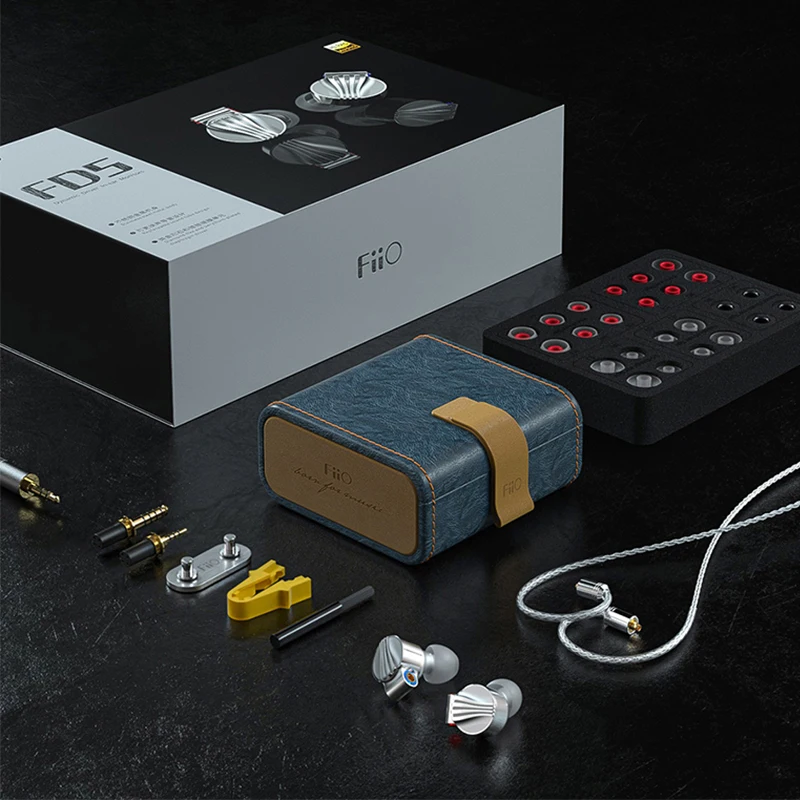 

Fiio FD5 Beryllium Coated Dynamic In-ear Monitors Earphone with 2.5/3.5/4.4mm Interchangeable Sound Tubes and MMCX Audio Jack