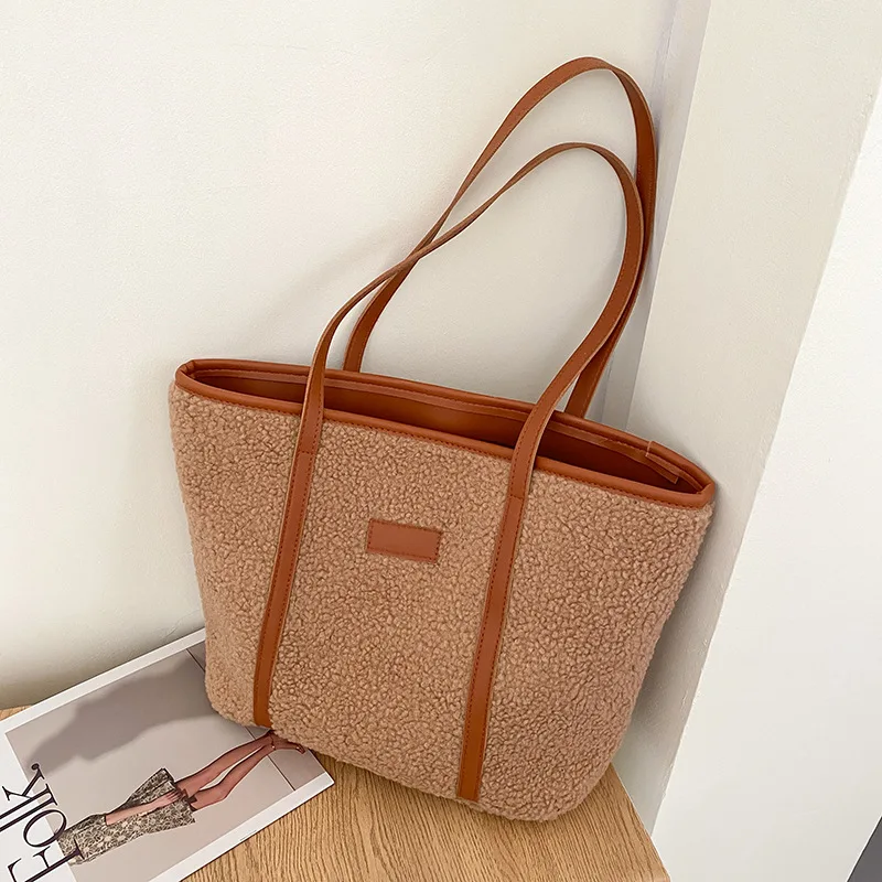 

Lamb Faux Fur Ladies Crossbody Shoulder Bag Solid Color Soft Fluffy Plush Women Messenger Bags Large Capacity Female Casual Tote