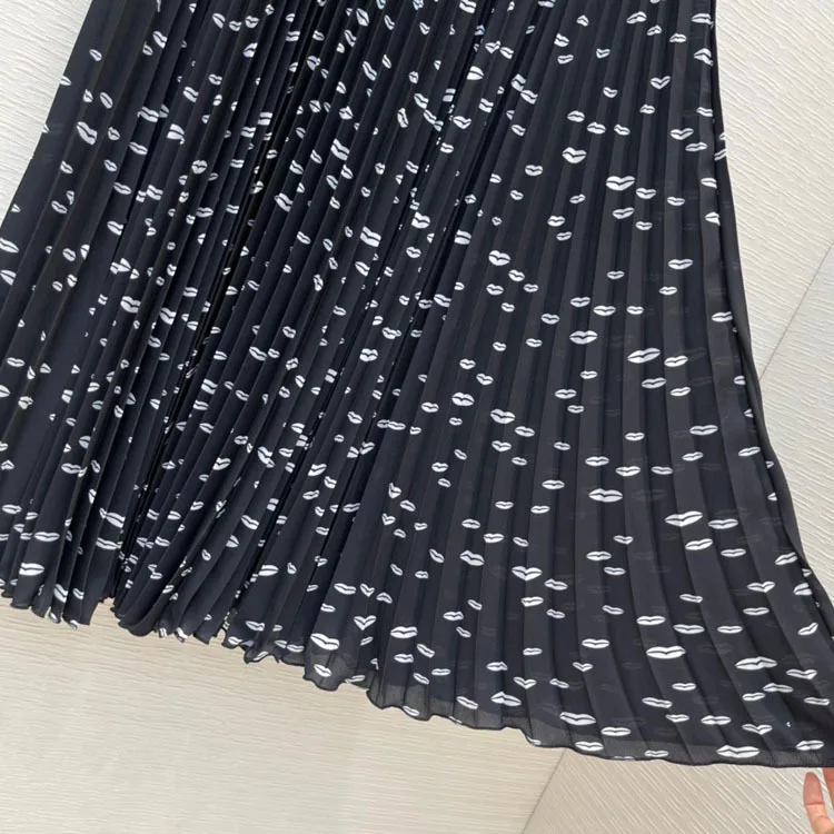 

Spring/Summer 2021 Women's New Elegant Commute 100 Lip Printed Pleated Midi Skirt