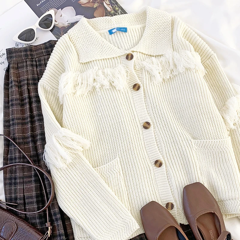 

Japanese sweet tassel stitching winter turn-down collar buttoned loose thick cardigan sweater