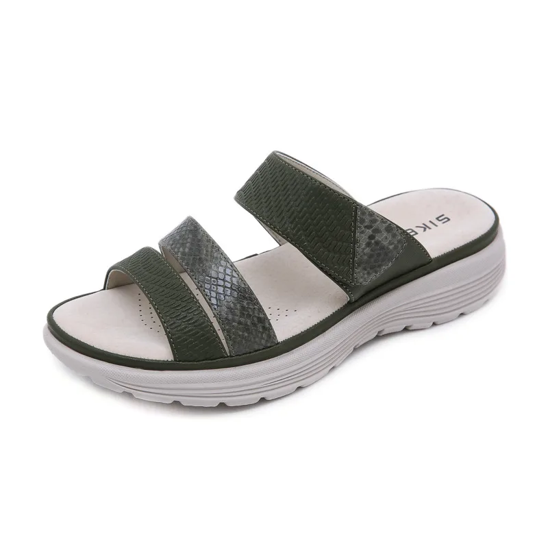 

2021 New Summer Leather PU Sandals Women's Simple Rivet Sports Slope Heel Large Size Slippers Women