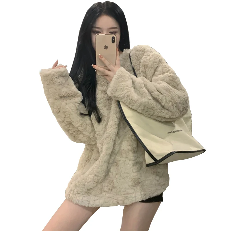 

Hoodies & Sweatshirts