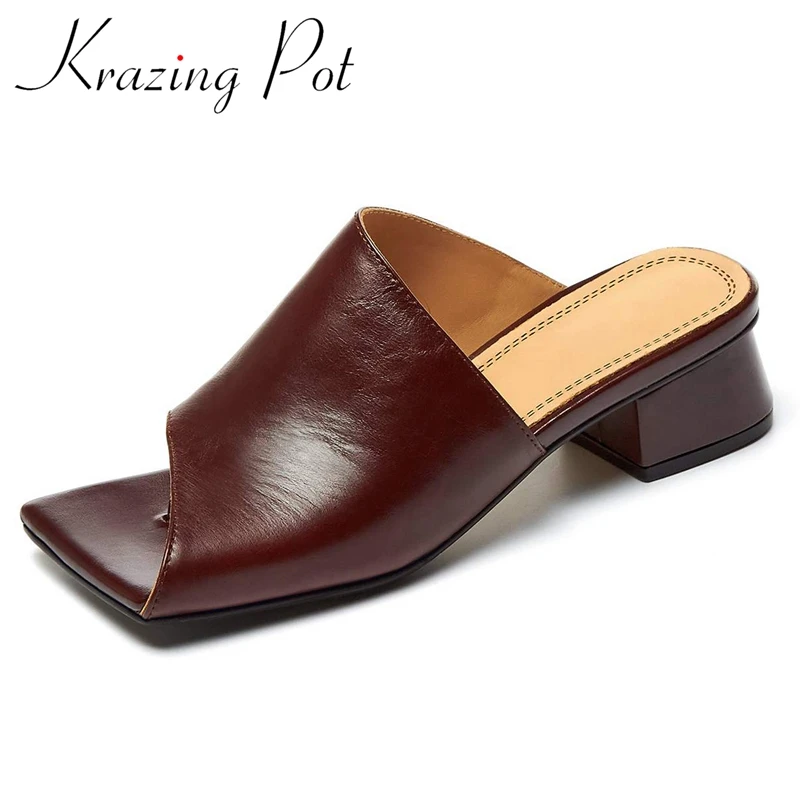 

Krazing pot summer 2021 genuine leather square toe med heel open toe mules gentlewoman classic slip on outside slipper shoes L11